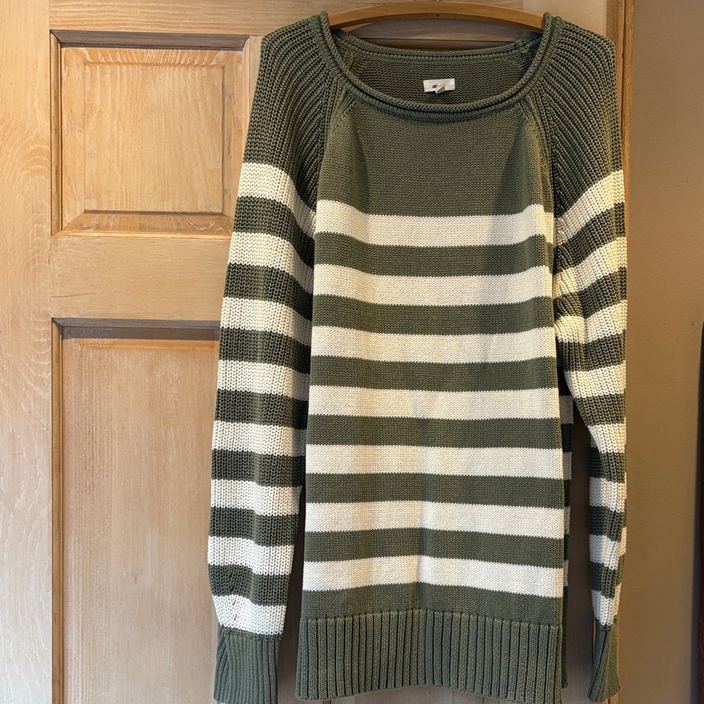 Aerie Bistro Sweater in Olive Fun Size L